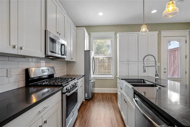 $224,000 | 515 Division Street, Unit 16, Lake Charles, LA 70601