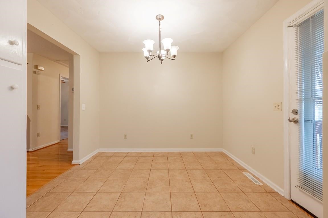 7621 Brooklyn Road Radford, VA 24141 - Photo 18 of 66 Gallery Image 18