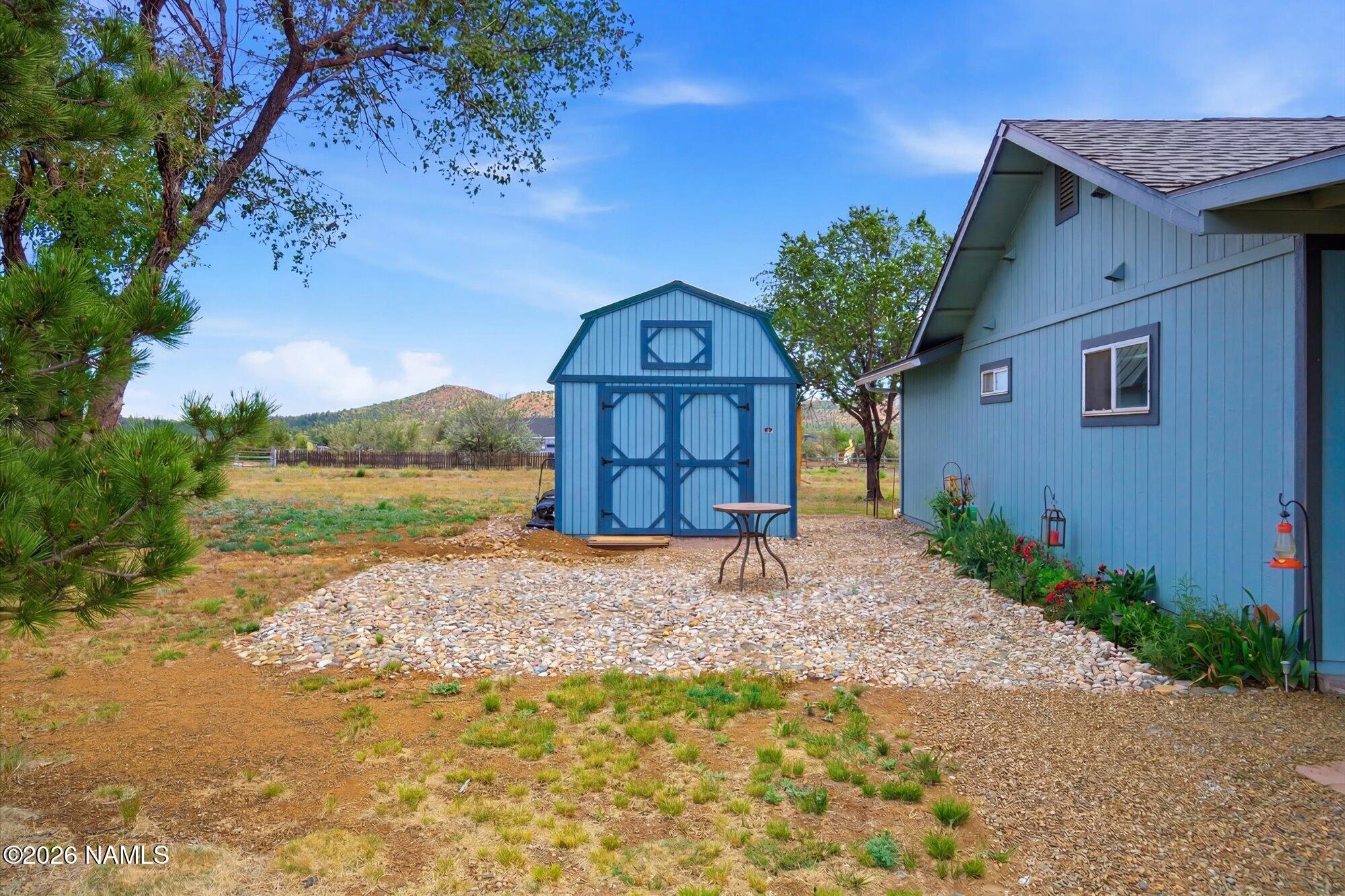 8415 Yakima Road Flagstaff, AZ 86004 - Photo 25 of 35 24-128206888