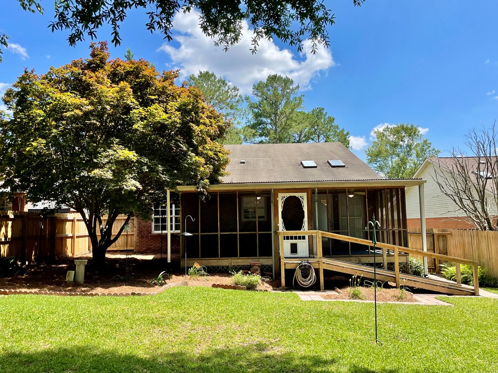 704 West Roxbury Road Dothan, AL 36305 - Photo 31 of 42 Relaxing screen Porch