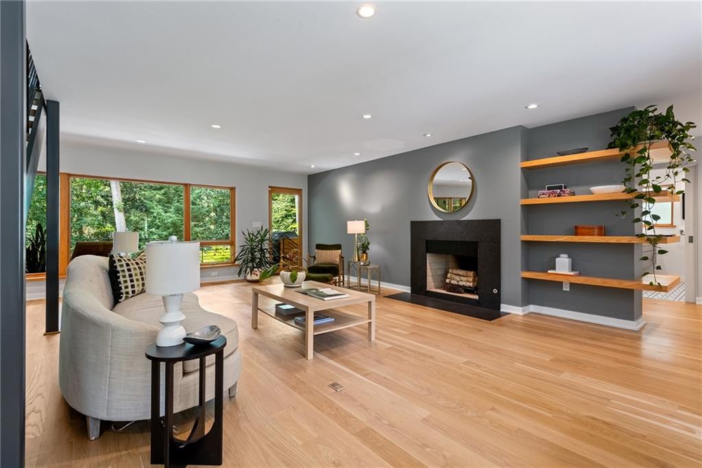878 Barton Woods Road Northeast Atlanta, GA 30307 - Photo 7 of 75 Gallery Image 7