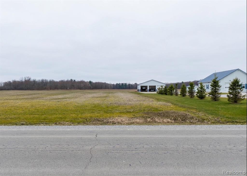 2290 Wadhams Road St. Clair, MI 48079 - Photo 9 of 12