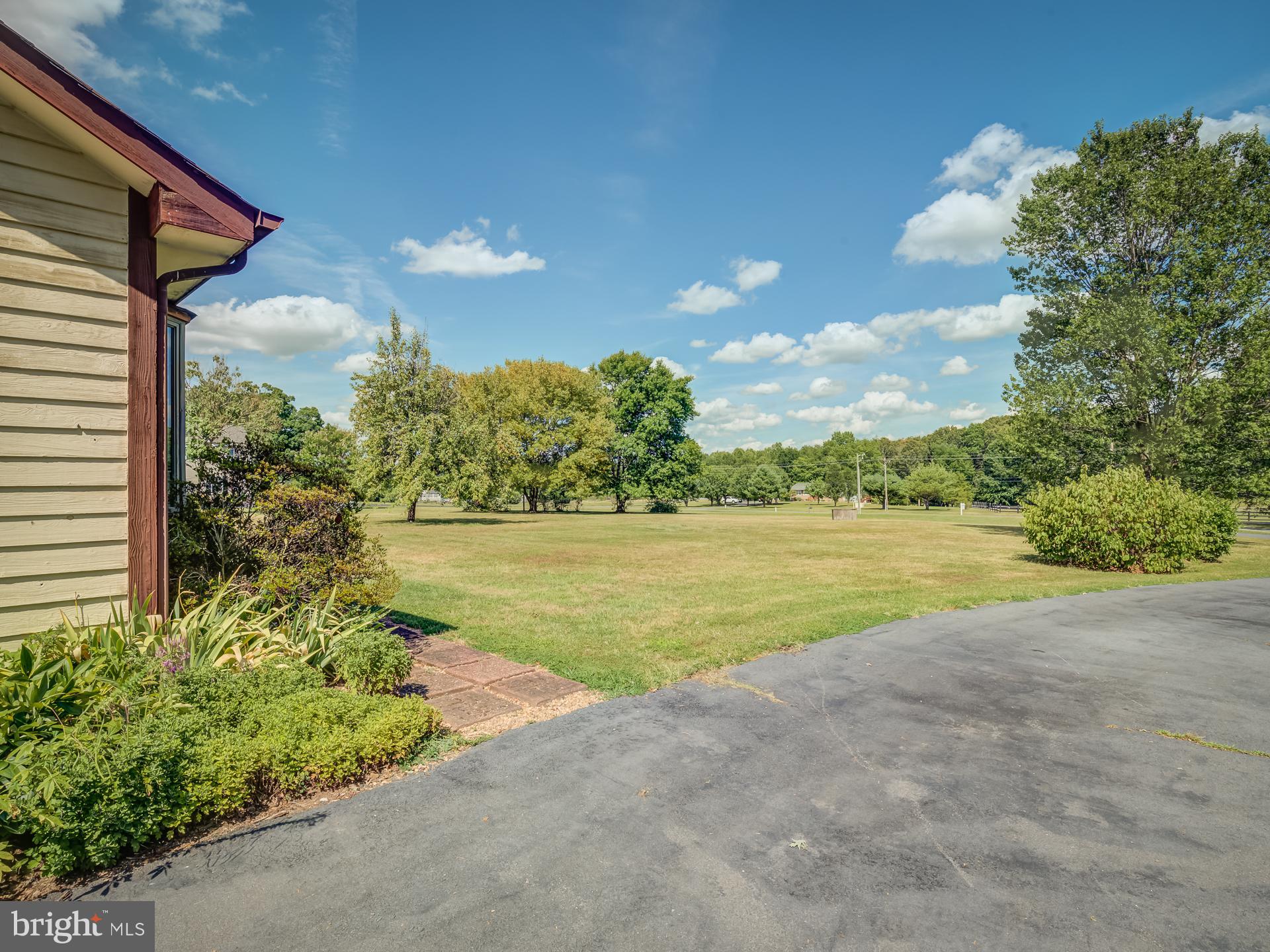 Side View looking onto the Front Yard Area