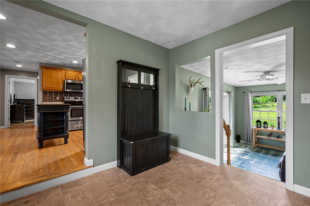 10 Reservoir Road Coventry, RI 02816 - Photo 11 of 37 Gallery Image 11