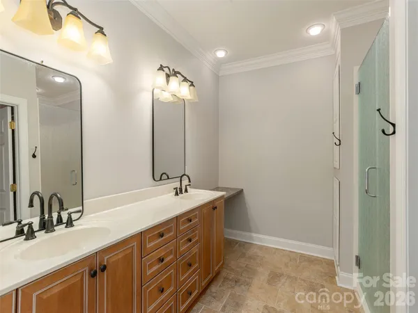 $599,000 | 132 Towne Pl Drive, Hendersonville, NC 28792