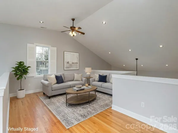 $599,000 | 132 Towne Pl Drive, Hendersonville, NC 28792