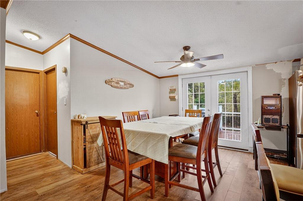 90 Hornhead Road McDonald, PA 15057 - Photo 10 of 33 a view of a dining room with furniture and window