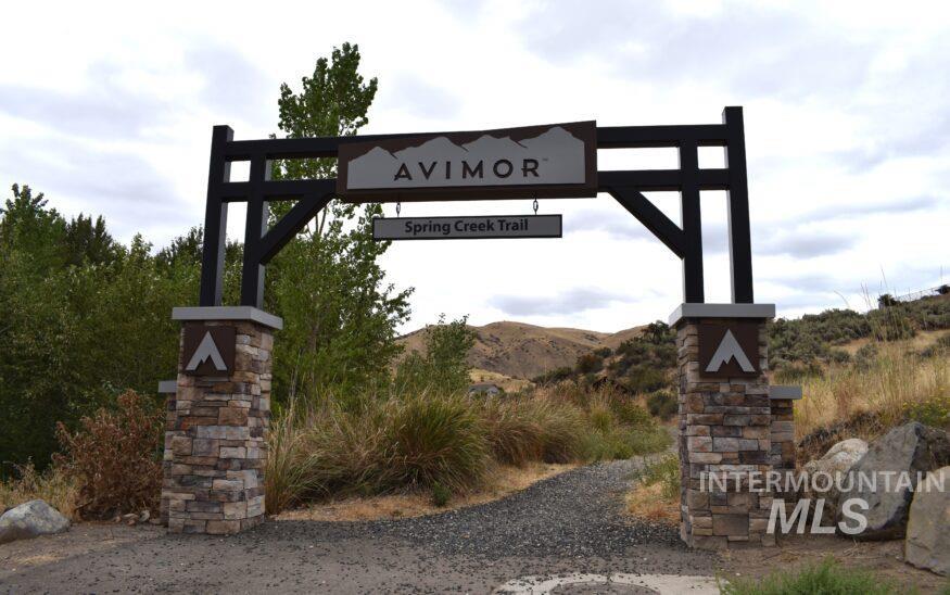 18357 North Burnt Car Way Boise, ID 83714 - Photo 6 of 48 View of community sign