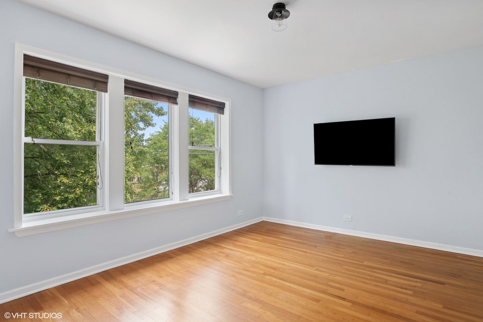 3315 West George Street, Unit 3 Chicago, IL 60618 - Photo 3 of 14