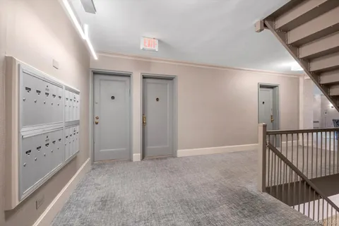 $319,000 | 58 Grace Avenue, Unit 1G, Great Neck, NY 11021