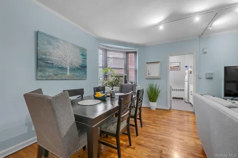 $319,000 | 58 Grace Avenue, Unit 1G, Great Neck, NY 11021