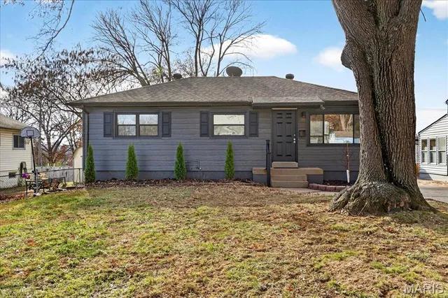 $250,000 | 8924 Anchor Drive, St. Louis, MO 63123