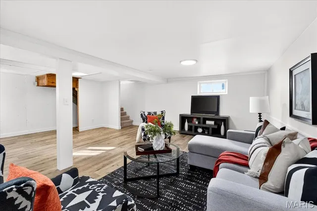 $250,000 | 8924 Anchor Drive, St. Louis, MO 63123