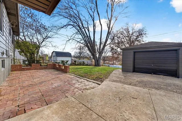 $250,000 | 8924 Anchor Drive, St. Louis, MO 63123