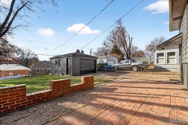 $250,000 | 8924 Anchor Drive, St. Louis, MO 63123