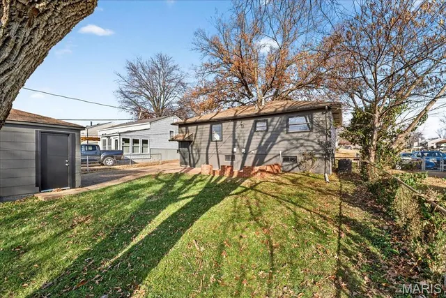 $250,000 | 8924 Anchor Drive, St. Louis, MO 63123