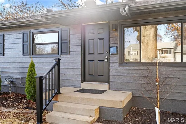 $250,000 | 8924 Anchor Drive, St. Louis, MO 63123