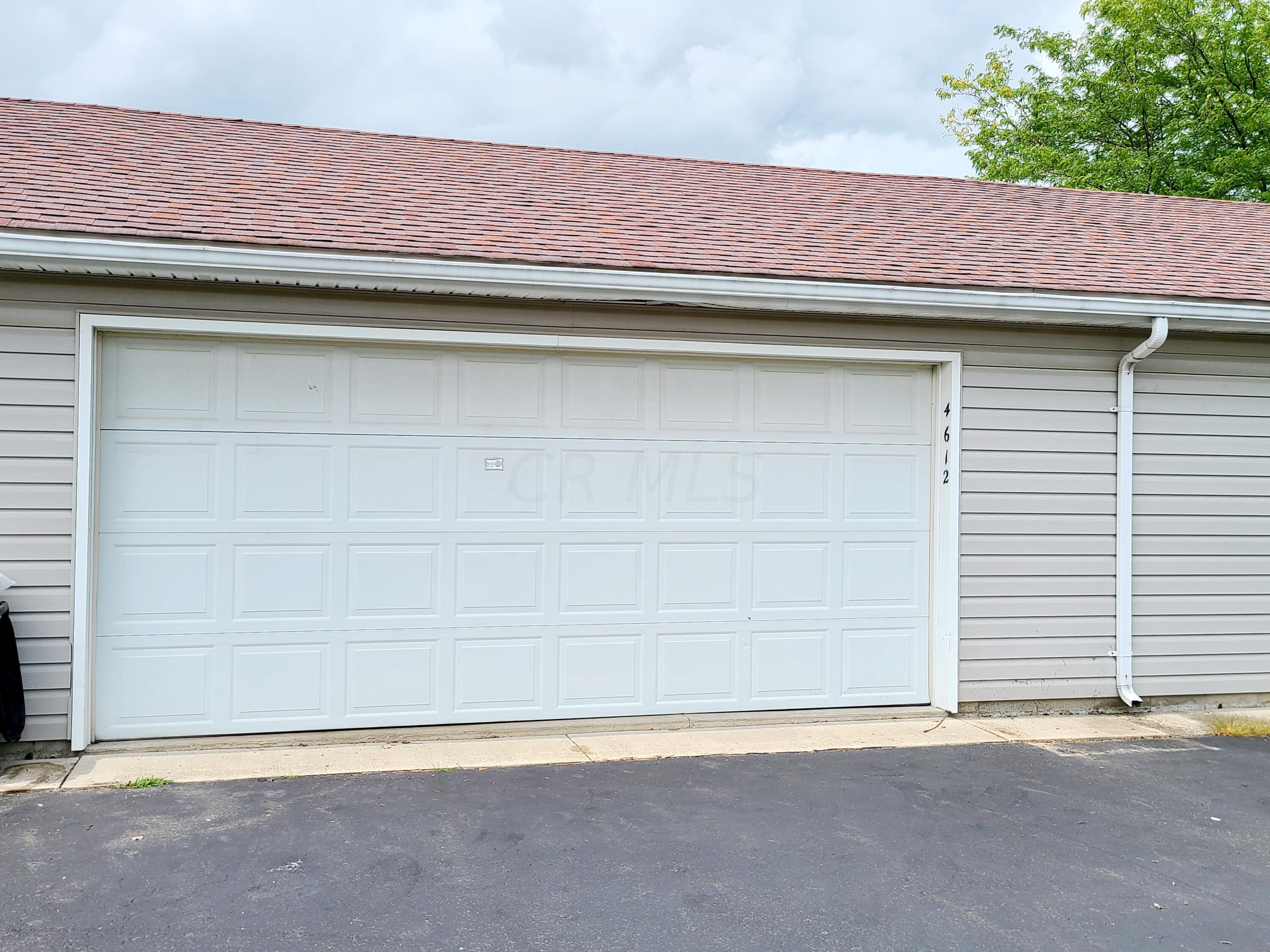 4612 Reno Lane Springfield, OH 45503 - Photo 4 of 14 reno4