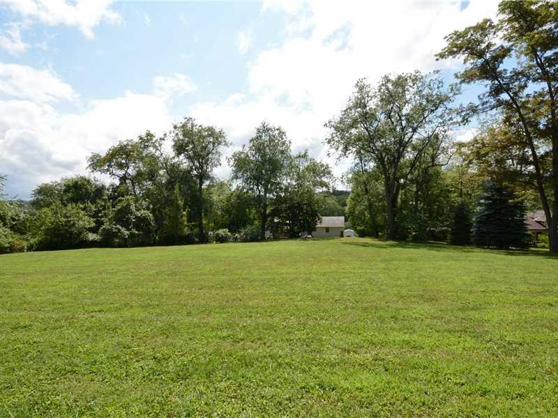 134 Buss Road Aliquippa, PA 15001 - Photo 23 of 25 Yard/Garden.