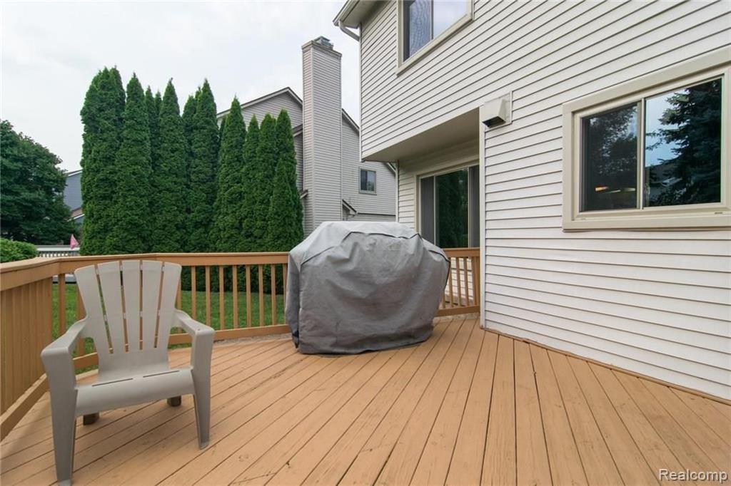 42571 Wimbleton Way Novi, MI 48377 - Photo 50 of 52