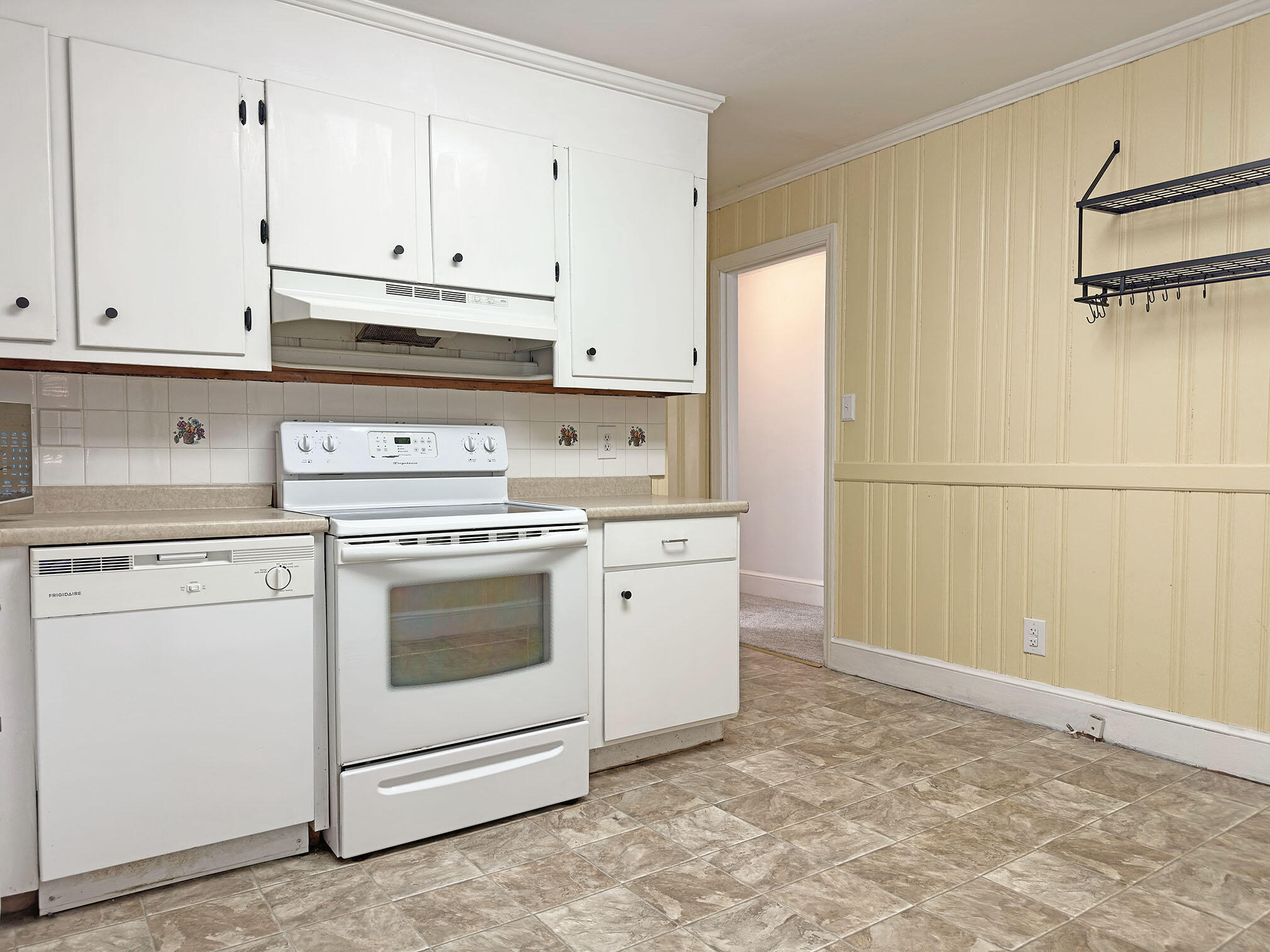 714 Wren Street Sumter, SC 29150 - Photo 8 of 24