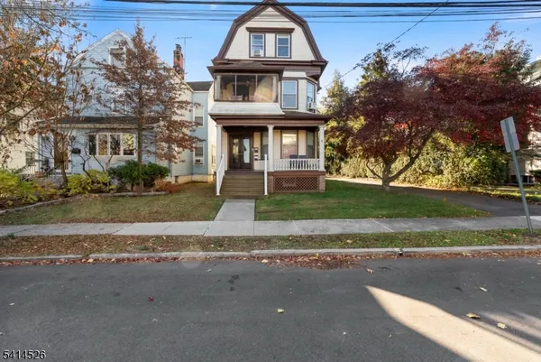 $2,200 | 10 Almira Street, Unit 1, Bloomfield, NJ 07003