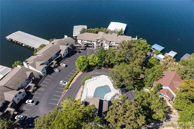 $247,000 | 98 Jonathan Drive, Unit 4C, Lake Ozark, MO 65049