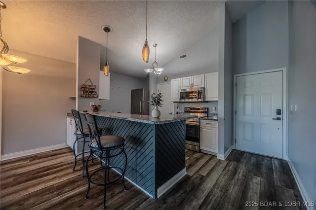 $247,000 | 98 Jonathan Drive, Unit 4C, Lake Ozark, MO 65049