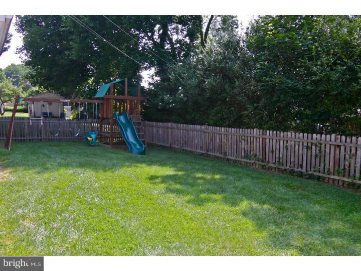 528 Cheyney Road Springfield, PA 19064 - Photo 24 of 25 Back Yard
