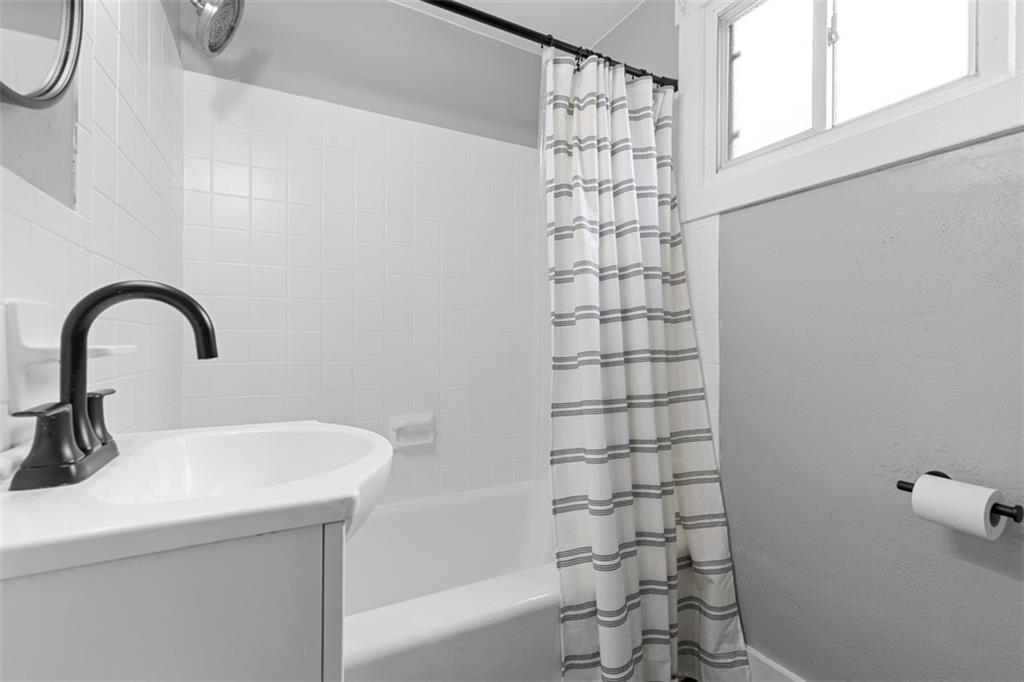 7714 Cannon Street Pittsburgh, PA 15218 - Photo 13 of 45