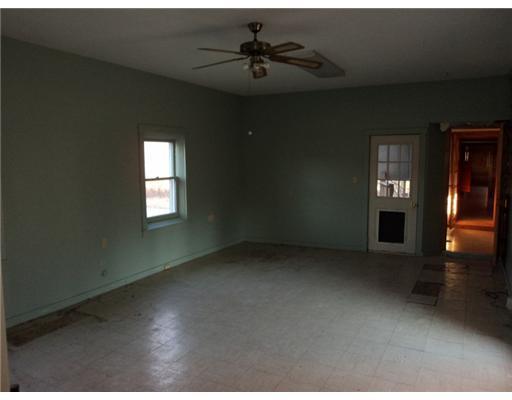 447 Clarks Mills Road Biddeford, ME 04005 - Photo 5 of 22 Den/Family/Great Room.