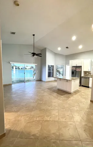 $3,850 | 18859 La Costa Lane, Boca Raton, FL 33496