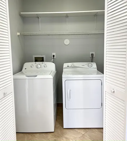 $3,850 | 18859 La Costa Lane, Boca Raton, FL 33496