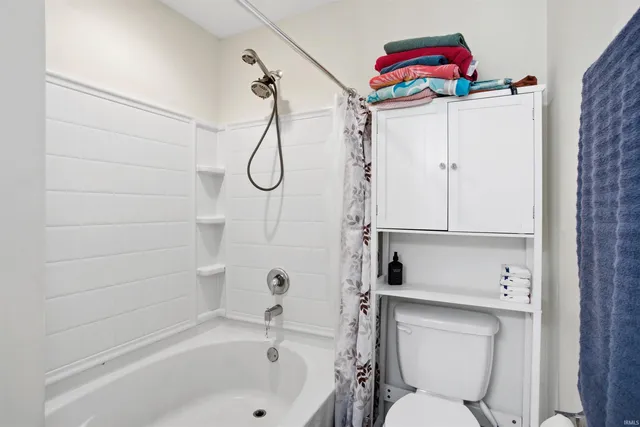 $229,900 | 4209 Wildoner Drive, Marion, IN 46953