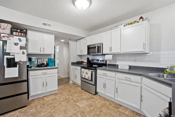$224,900 | 4209 Wildoner Drive, Marion, IN 46953