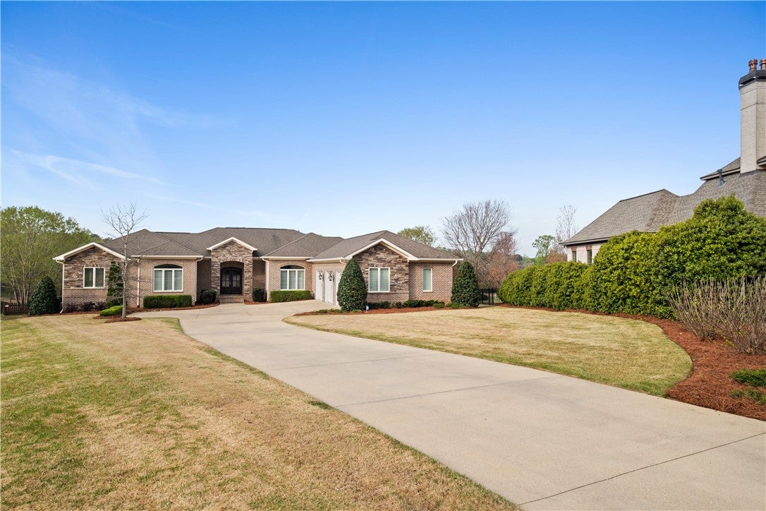Three Car garage on a beautiful flat lot