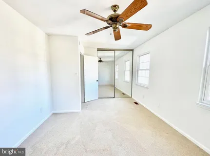 $415,000 | 4141 Pleasant Meadow Court, Unit 93D, Chantilly, VA 20151