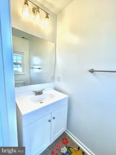 $415,000 | 4141 Pleasant Meadow Court, Unit 93D, Chantilly, VA 20151