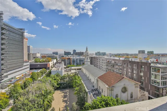 $449,999 | 108 West 2nd Street, Unit 803, Los Angeles, CA 90012