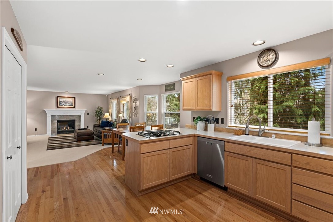 15410 91st Place Northeast Bothell, WA 98011 - Photo 12 of 40 Gallery Image 12