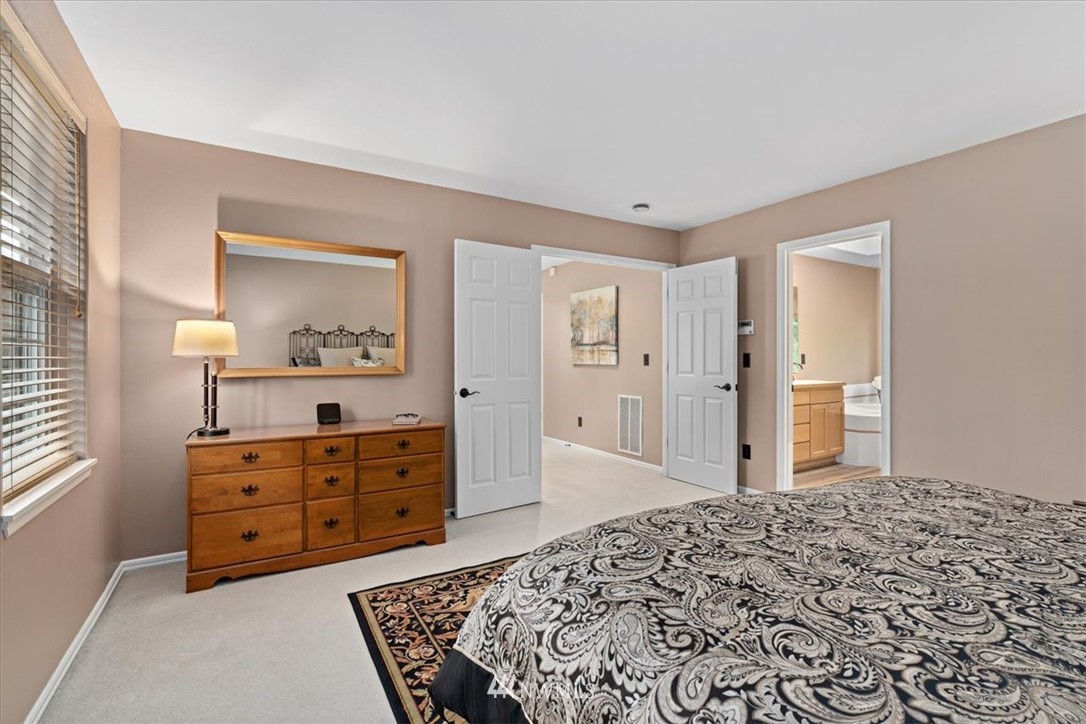 15410 91st Place Northeast Bothell, WA 98011 - Photo 25 of 40 Gallery Image 25