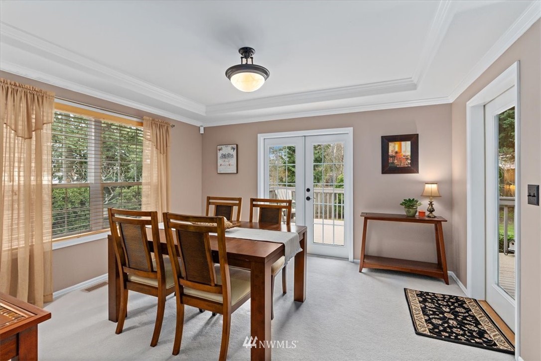 15410 91st Place Northeast Bothell, WA 98011 - Photo 8 of 40 Gallery Image 8