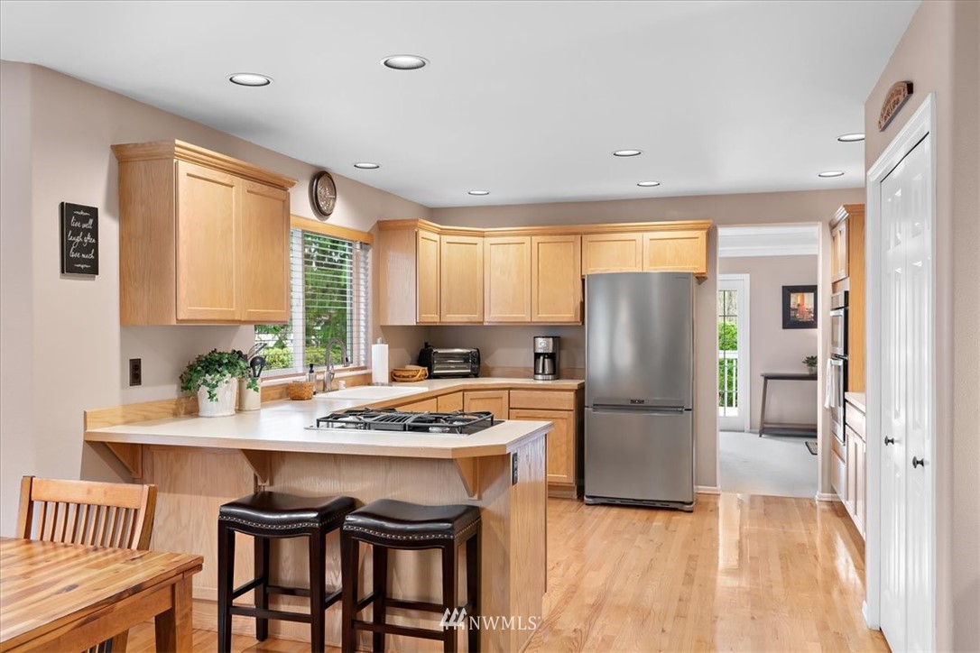 15410 91st Place Northeast Bothell, WA 98011 - Photo 10 of 40 Gallery Image 10