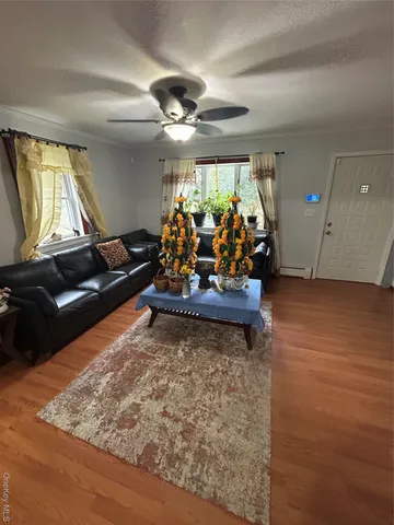 a view of a entryway