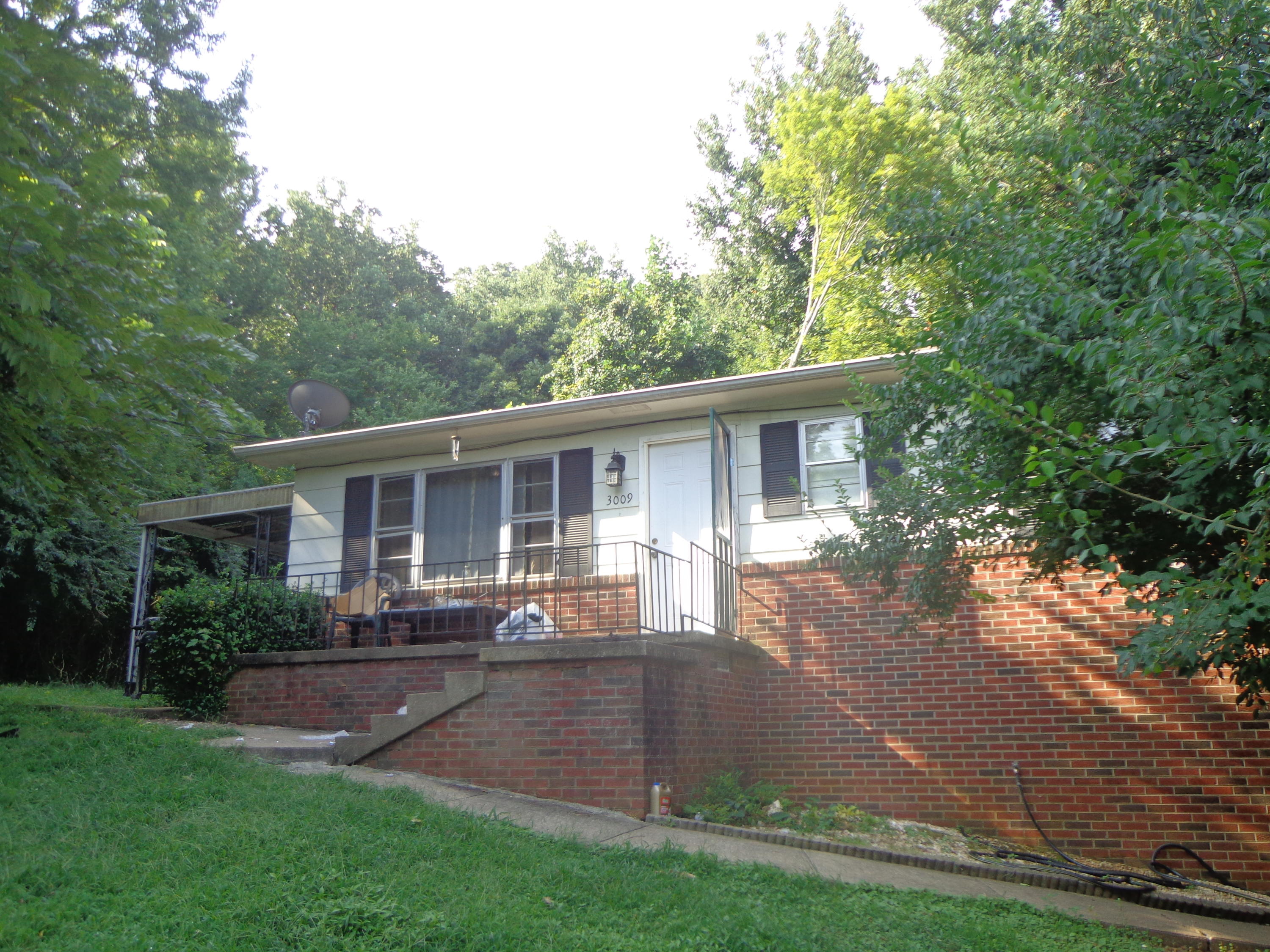 3009 Barnard Road Knoxville, TN 37921 - Photo 1 of 10 DSC01456