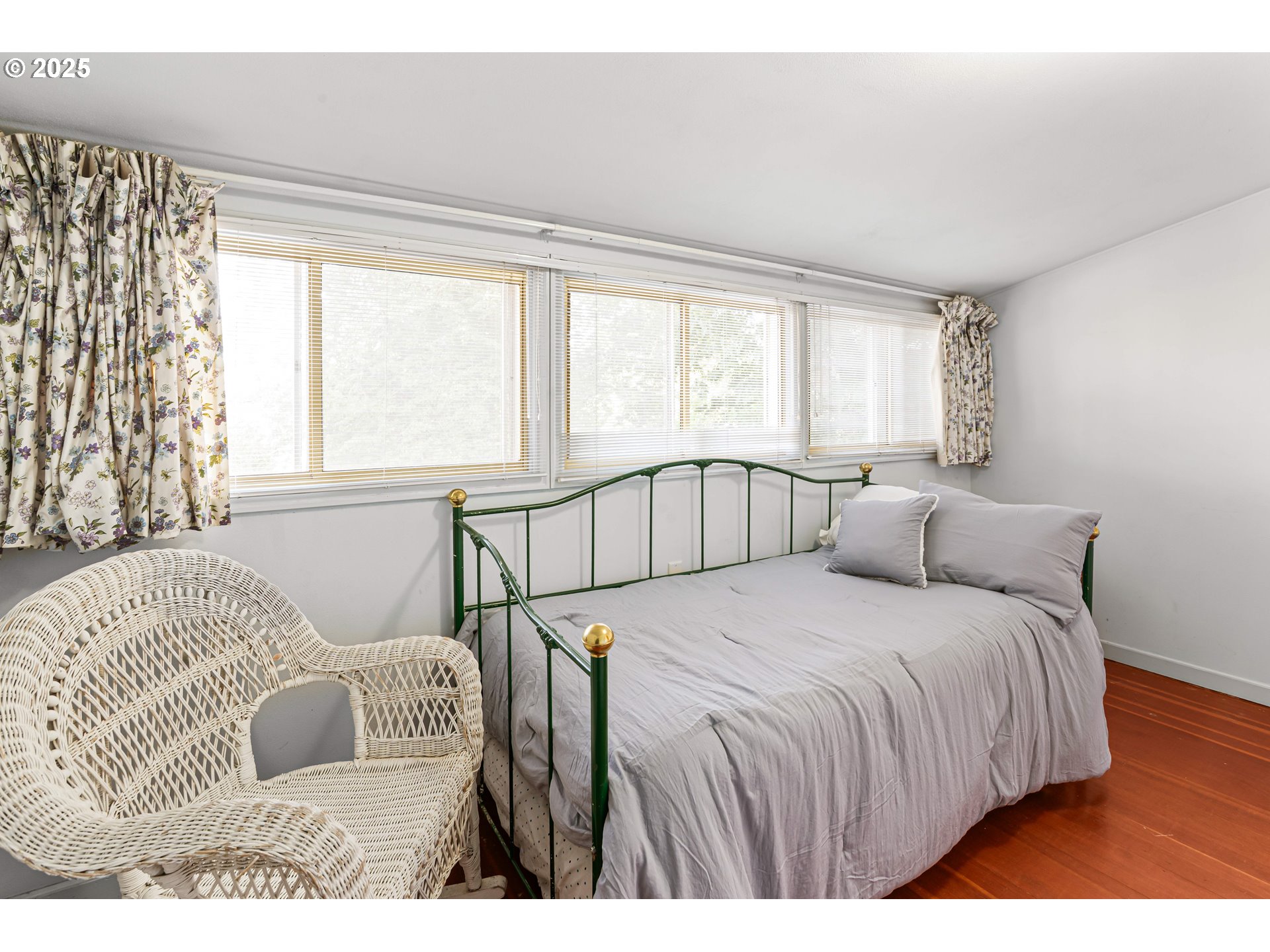 220 24th Street Southeast Salem, OR 97301 - Photo 22 of 38