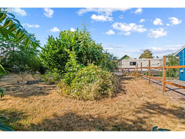 $515,000 | 220 24th Street Southeast, Salem, OR 97301