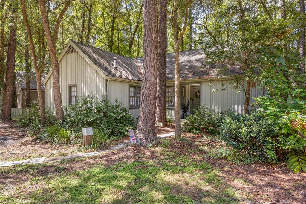 8423 Southwest 46 Road Gainesville, FL 32608 - Photo 2 of 40 Gallery Image 2