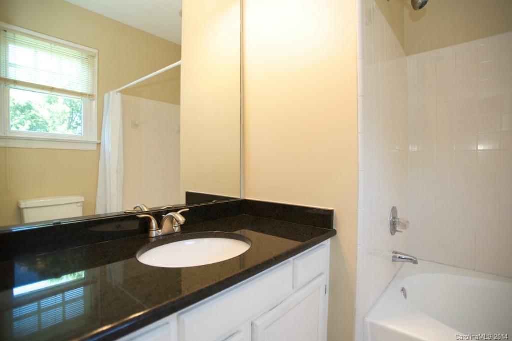 7725 Rathlin Court Charlotte, NC 28270 - Photo 13 of 16