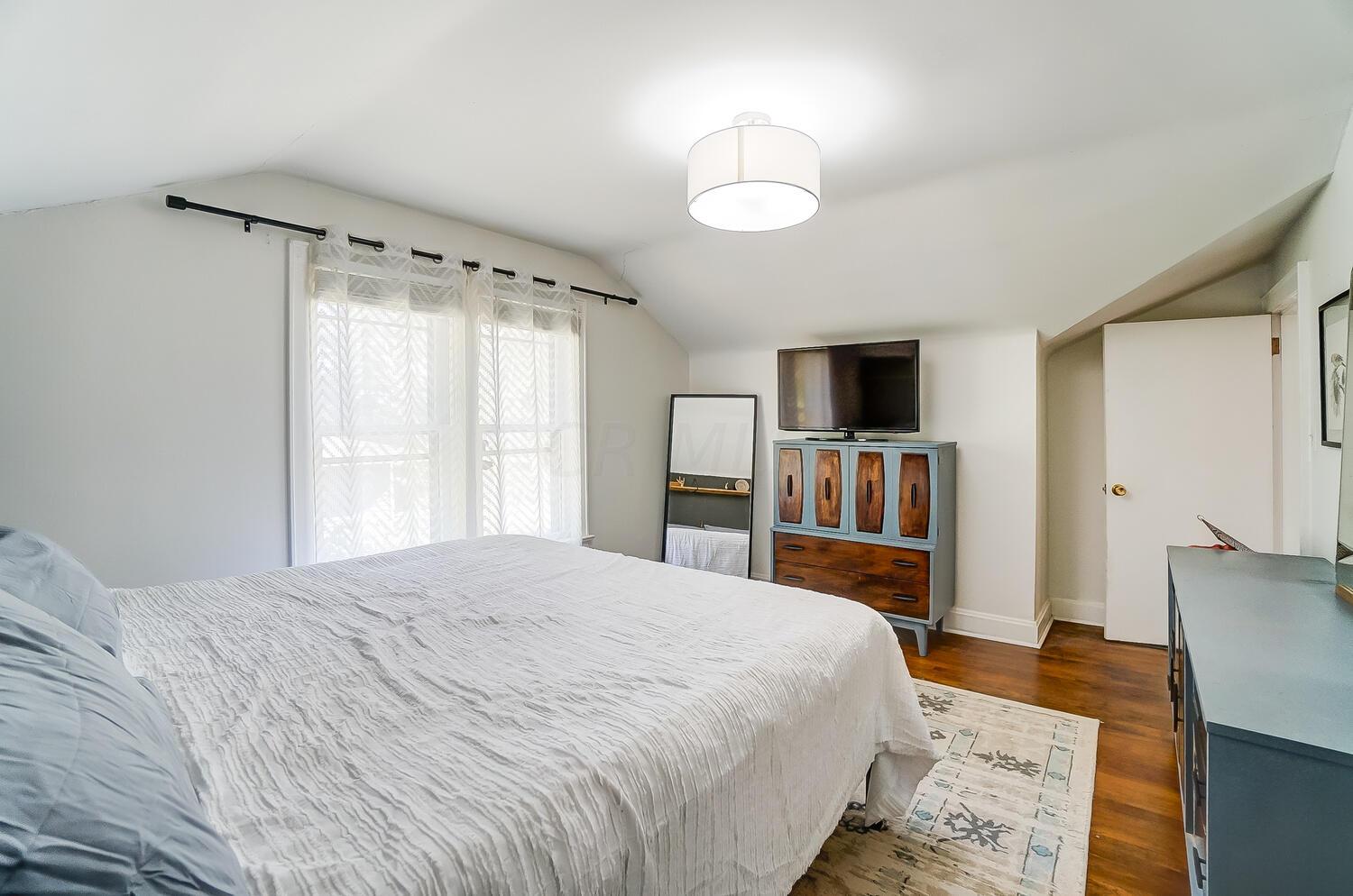 510 Agler Road Columbus, OH 43230 - Photo 23 of 31
